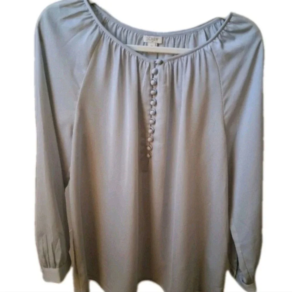 J. Crew Women's Light Gray Peasant Blouse Covered Button Neck 3/4 Sleeve Size M